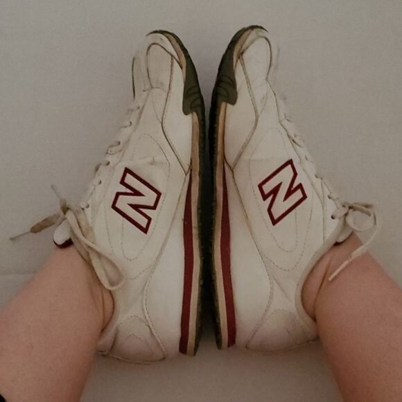 New Balance Sneakers Shoes LEATHER 442 White Red Women's WOMAN'S Size 7 - Picture 3 of 11